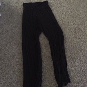 Black lounge pants. Size M